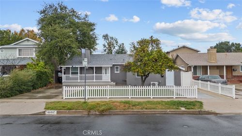 18157 Osborne St, Northridge, CA, 91325-2735 | Card Image