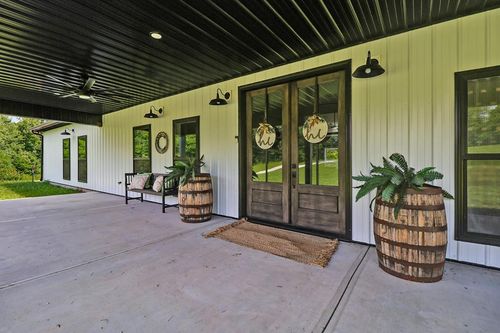 2175 N Lick Creek Rd, Byrdstown, TN, 38549-6023 | Card Image