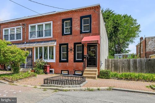211 E 13th St, WILMINGTON, DE, 19801-3205 | Card Image