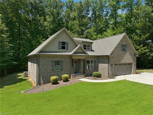 2887 Kolby Ct, Sophia, NC, 27350-8472 | Card Image