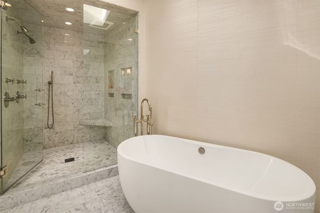 3611 Hunts Point Rd, House other with 3 bedrooms, 3 bathrooms and 3 parking in Hunts Point WA | Image 18