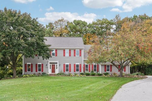18160 Kestrel Court, Brookfield, WI, 53045 | Card Image