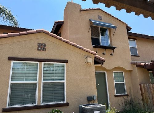 1620 Queen Palm Ct, Perris, CA, 92571 | Card Image