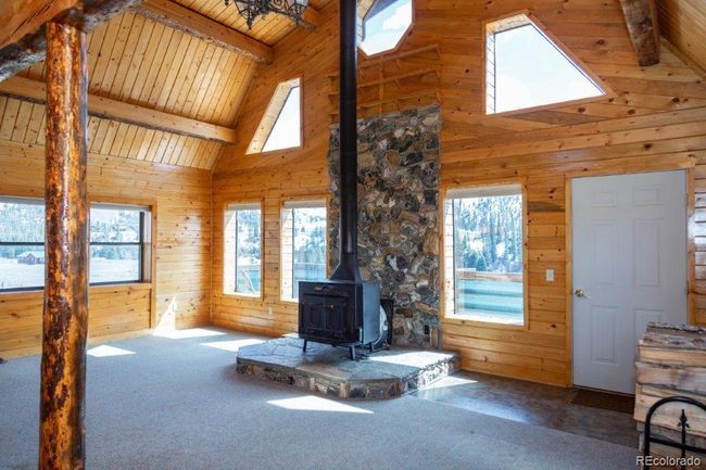 427 River Dr, House other with 3 bedrooms, 2 bathrooms and 2 parking in Creede CO | Image 4
