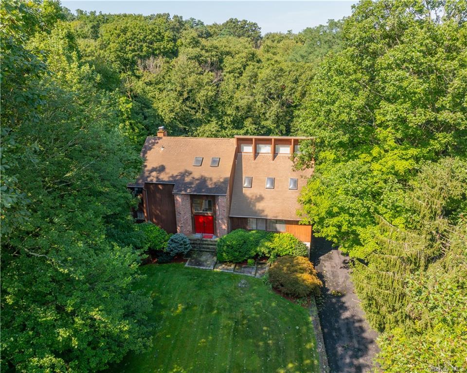 Woodland Rd, Bedford, NY 10506