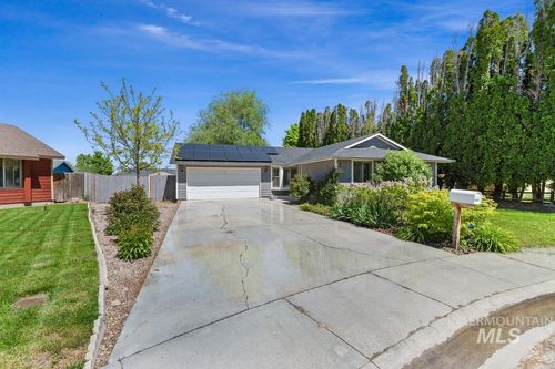 2715 Twilight St, Caldwell, ID, 83605-6646 | Card Image