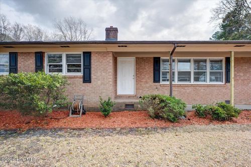 1410 Phillips Ave, New Bern, NC, 28562-2807 | Card Image