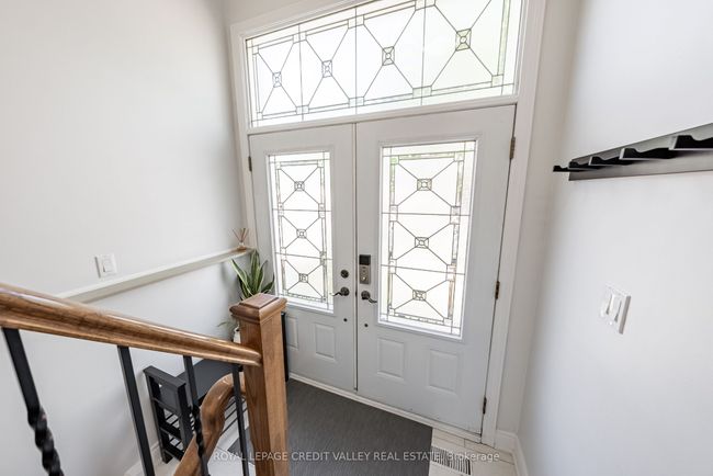 8 Petunias Rd, House attached with 4 bedrooms, 2 bathrooms and 3 parking in Brampton ON | Image 4