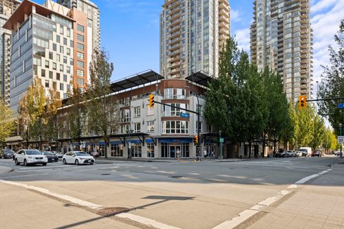 ph9-1163 The High St, Coquitlam, BC, V3B7W2 | Card Image