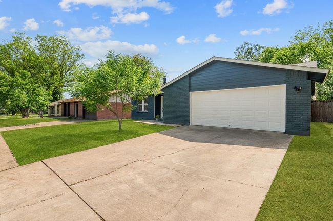 1657 Chippeway Ln, House other with 3 bedrooms, 2 bathrooms and 4 parking in Austin TX | Image 36