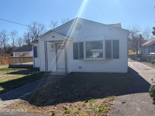 633 Hulses Corner Rd, Howell, NJ, 07731-8544 | Card Image