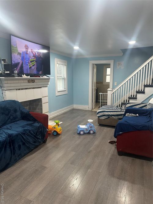 50 Marvin Ave, Hempstead, NY, 11550-5952 | Card Image