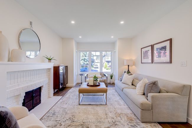 12 Wesley Ave, House other with 3 bedrooms, 4 bathrooms and 6 parking in Mississauga ON | Image 8