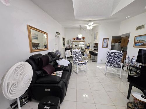 apt-g3-819 Sky Pine Way, Greenacres, FL, 33415-9045 | Card Image