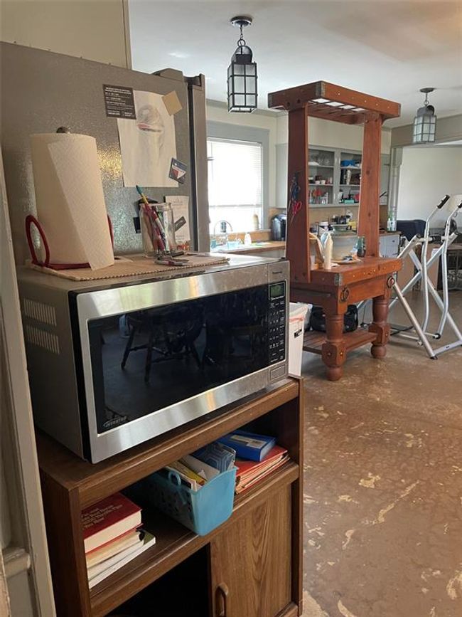 2002 Fm 369 S, House other with 4 bedrooms, 5 bathrooms and 2 parking in Iowa Park TX | Image 4