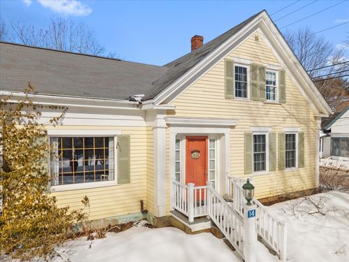 14 Oak Street, Bucksport, ME, 04496 | Card Image