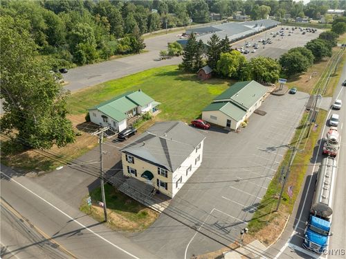 9562 Brewerton Rd, Brewerton, NY, 13029-9533 | Card Image
