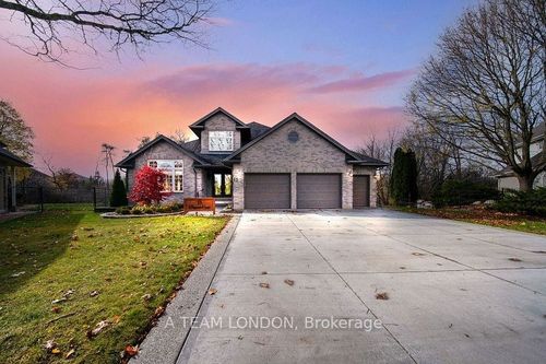 15 Bayside Crt, London, ON, N5Y5M6 | Card Image