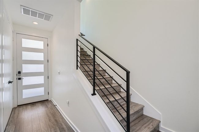 Welcome home to this stunning 3-bedroom, 3-bath condo located in the heart of the vibrant 78704 area. | Image 9