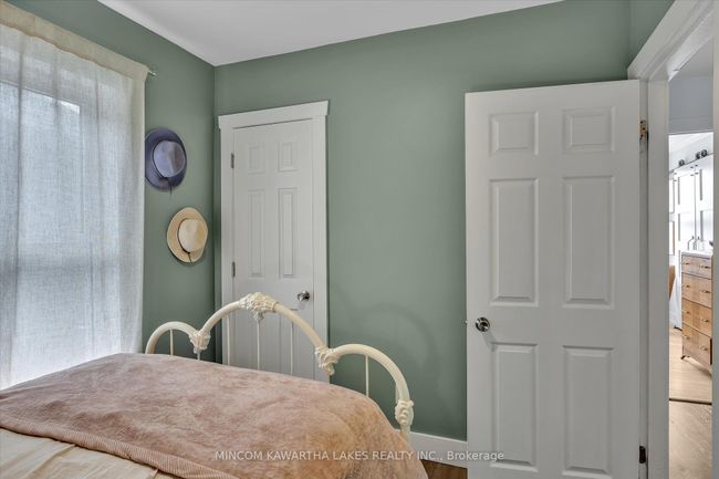 660 Romaine St, House other with 4 bedrooms, 2 bathrooms and 2 parking in Peterborough ON | Image 22