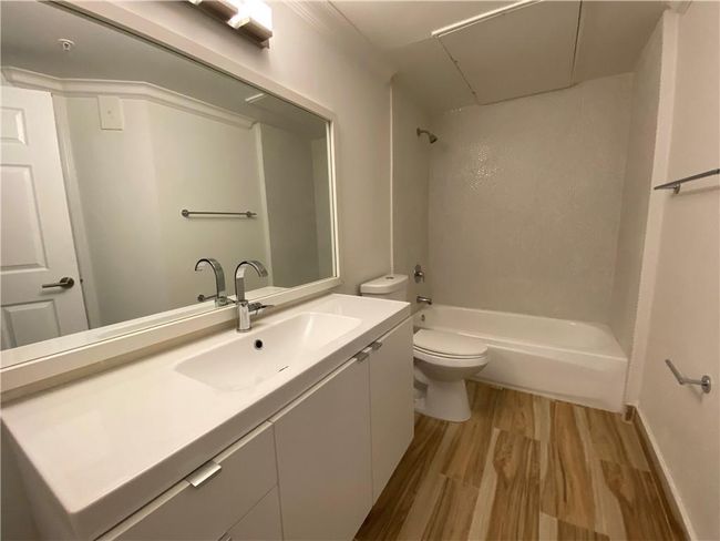 APT-1711 - 735 Sw 148 Th Ave, Condo with 2 bedrooms, 1 bathrooms and null parking in Davie FL | Image 10