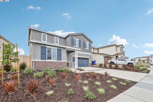 4111 Markovich Ct, Richmond, CA, 94806-2390 | Card Image