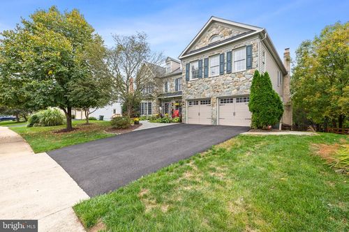 12664 Crabtree Falls Dr, BRISTOW, VA, 20136-2161 | Card Image