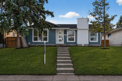 12031 Candiac Rd Sw, Calgary, AB, T2W1L1 | Card Image