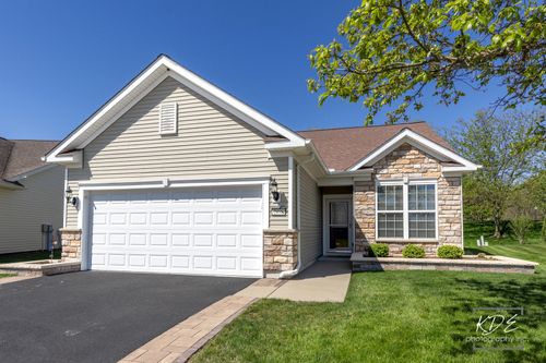 2898 Stoney Creek Dr, Elgin, IL, 60124-3108 | Card Image