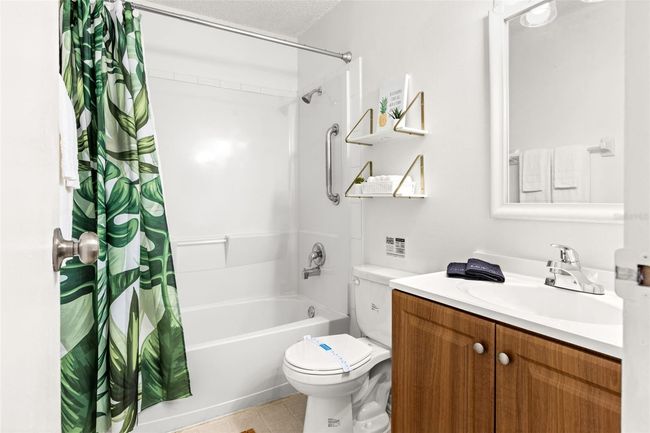 APT-1806D - 4215 E Bay Dr, Condo with 1 bedrooms, 1 bathrooms and null parking in CLEARWATER FL | Image 19