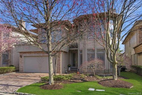 50 Holiday Pond Road, Oyster Bay, NY, 11753 | Card Image