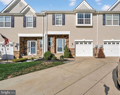 96 Eagleview Ter, MOUNT ROYAL, NJ, 08061-1102 | Card Image