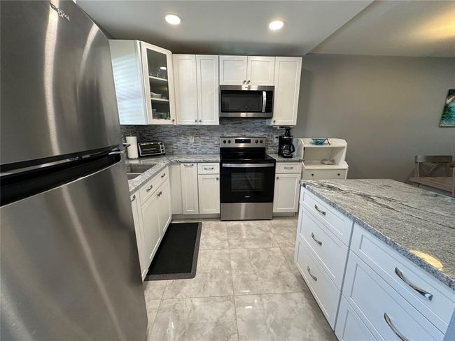 Kitchen | Image 6