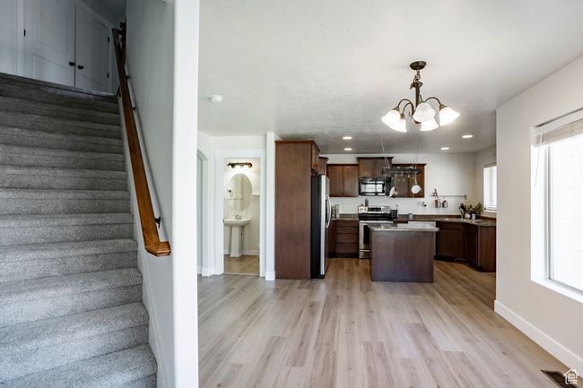 4043 E Oakland Hills Dr, Townhouse with 4 bedrooms, 4 bathrooms and 2 parking in Eagle Mountain UT | Image 15