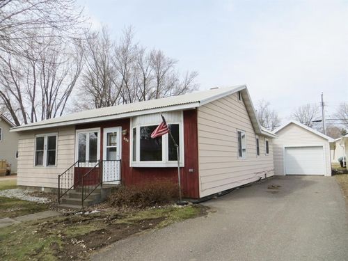 636 E 3rd St, Owen, WI, 54460-9566 | Card Image