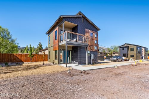 8-302 W Oak Avenue, Flagstaff, AZ, 86001 | Card Image