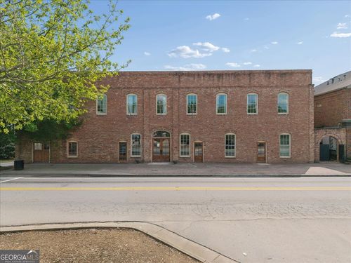 unit-a-200 W Washington St, madison, GA, 30650-1210 | Card Image