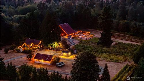1425 210th Ave E, Lake Tapps, WA, 98391-6220 | Card Image