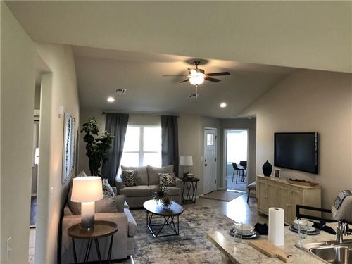 2002 N Yarmouth Ct, Siloam Springs, AR, 72761-8039 | Card Image