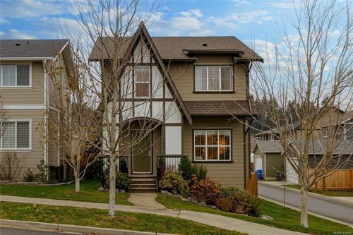 364 Kestrel St, Colwood, BC, V9C0L9 | Card Image