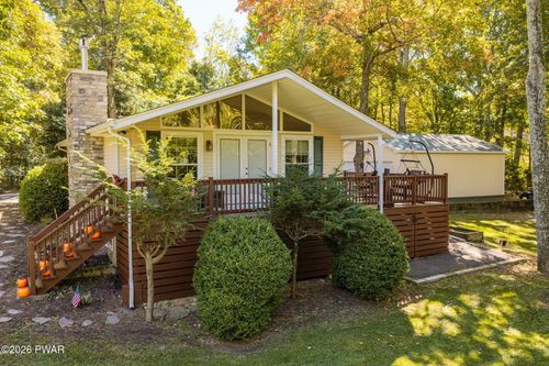 142 Hawthorne Drive, Dingmans Ferry, PA, 18328 | Card Image