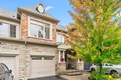 2484 Thornfield Common, House attached with 3 bedrooms, 4 bathrooms and 2 parking in Oakville ON | Image 1