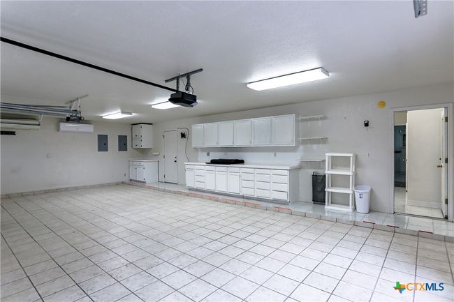 Air conditioned and heated 3 car garage 20ft x 33 ft | Image 37