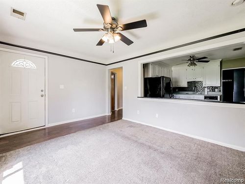 24628 Carlysle St, Dearborn, MI, 48124-3139 | Card Image