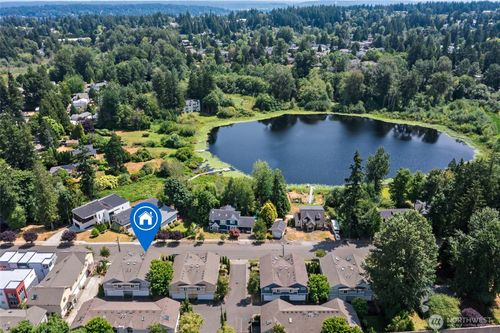 9541 Slater Ave Ne, Kirkland, WA, 98033-5807 | Card Image