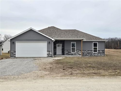 97 Se 451st Rd, Warrensburg, MO, 64093-7810 | Card Image