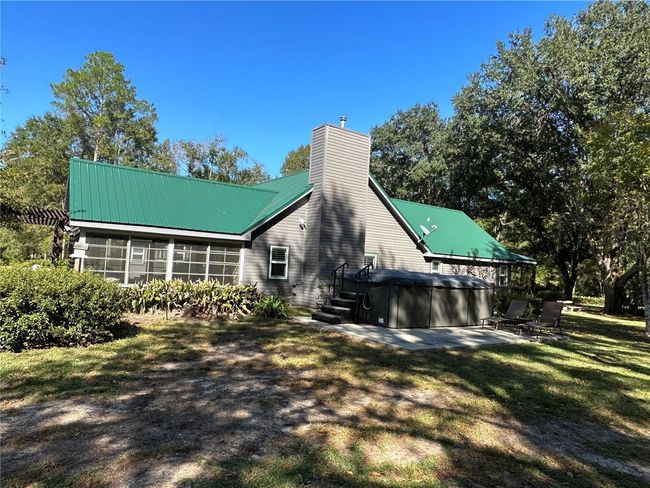 NEW ROOF HOME, CARPORT, BARN/SHED & WELLChimney - Gas Fireplace | Image 5