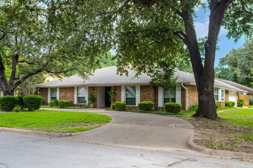 2110 Juanita Dr, Arlington, TX, 76013-3463 | Card Image