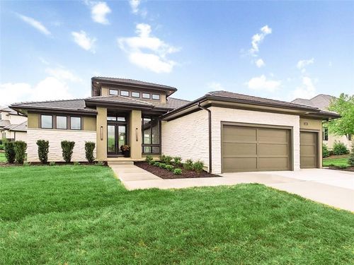 7908 Millridge St, Shawnee, KS, 66218 | Card Image