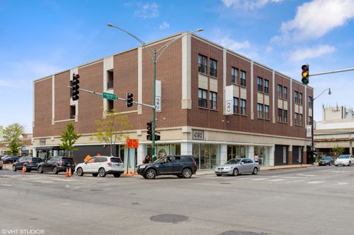 2j-1600 Halsted St, Chicago, IL, 60614-5566 | Card Image